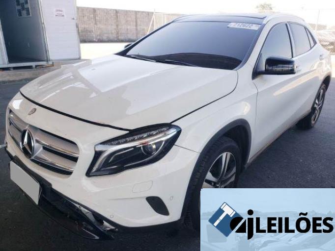 MERCEDES BENZ CLASSE GLA 15/15