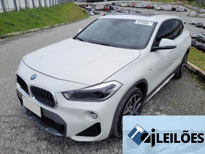 BMW X2 18/18